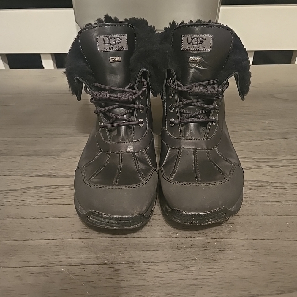 UGG Men’s Butte, Black Waterproof Winter Boots, Size 14